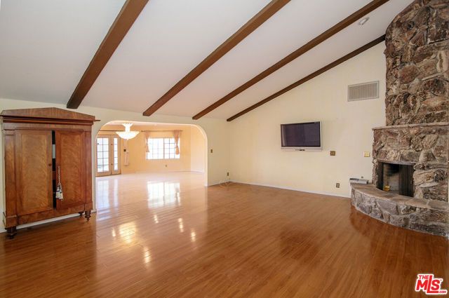 35931 Via Famero Drive, Acton, CA 93510