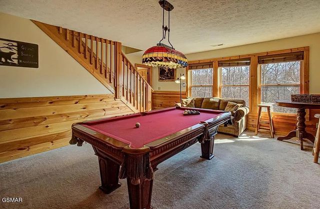 960 High Mountain Way, Gatlinburg, TN 37738