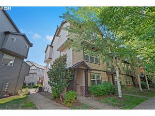 3478 Se NORTHWOOD Way, Hillsboro, OR 97123