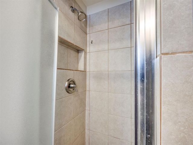 5521 NE Hart, Piedmont, OK 73078