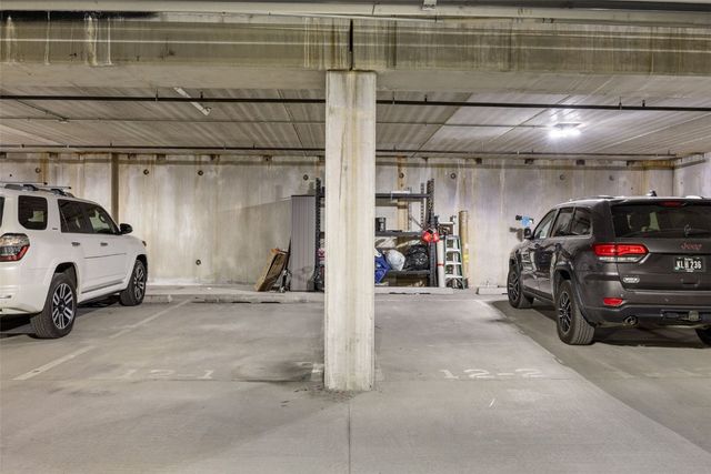 901 E 2nd Avenue 205, Coralville, IA 52241