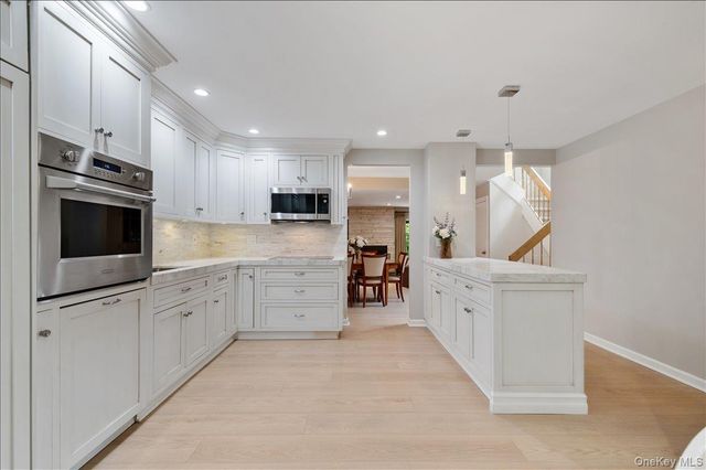 225 Hamlet Drive, Jericho, NY 11753