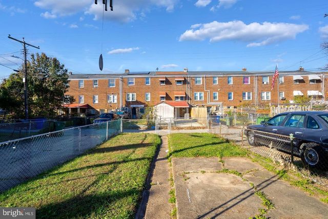 1300 N POTOMAC ST, Baltimore, MD 21213