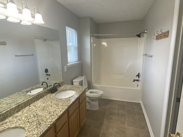 800 Bristol Dr, Smyrna, TN 37167