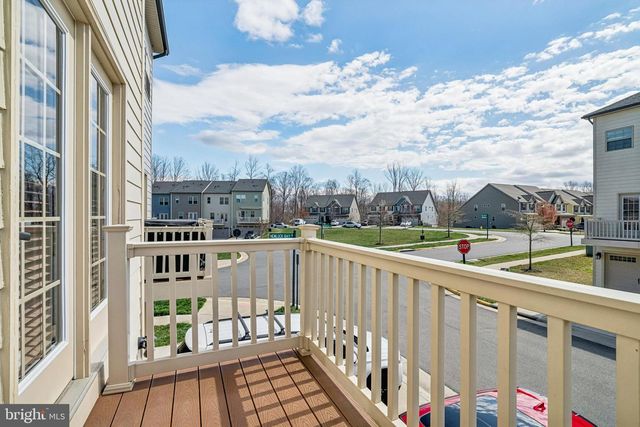 2144 HEMLOCK BAY RD, Dumfries, VA 22026