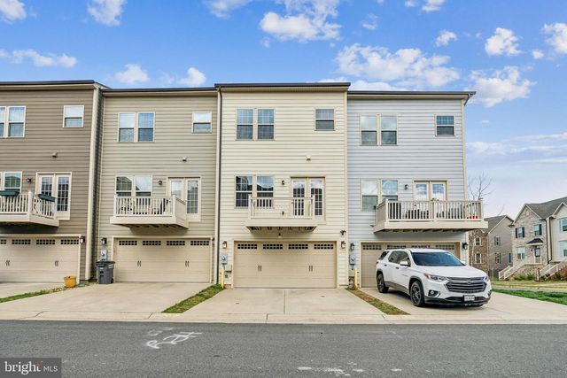 2144 HEMLOCK BAY RD, Dumfries, VA 22026