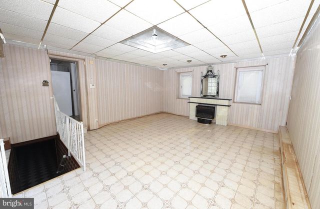 8231 NEW SECOND ST, Elkins Park, PA 19027