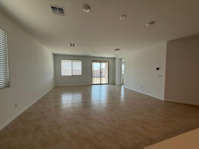 24245 W Raymond Street, Buckeye, AZ 85326