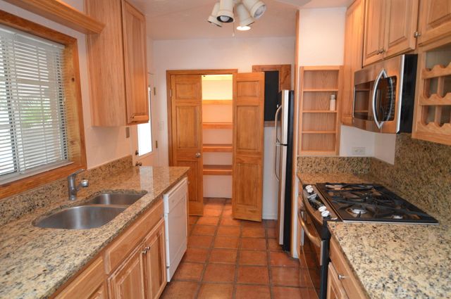 223 N Bentley Avenue, Tucson, AZ 85716