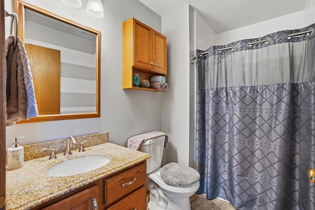 2910 Northbridge DRIVE, Racine, WI 53404