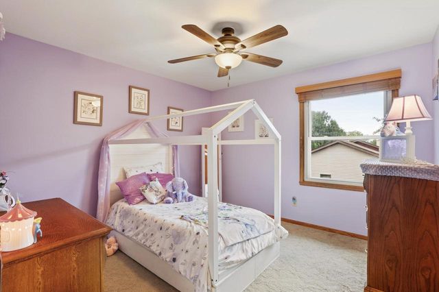 2910 Northbridge DRIVE, Racine, WI 53404