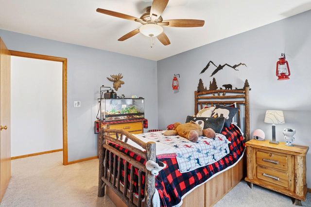 2910 Northbridge DRIVE, Racine, WI 53404