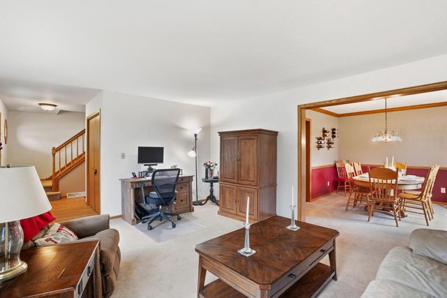 2910 Northbridge DRIVE, Racine, WI 53404