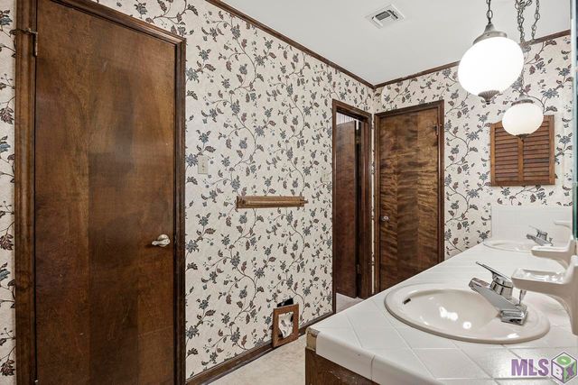 511 Galveston Drive, Houma, LA 70360