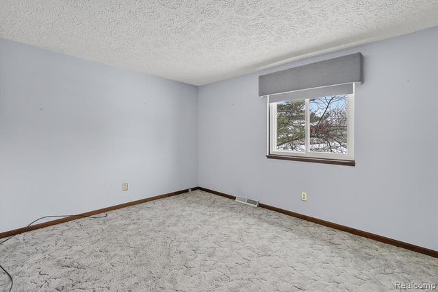 500 Granger Road, Ortonville, MI 48462