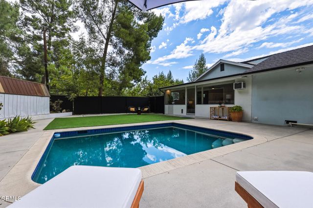 5160 Redwillow Lane, La Canada Flintridge, CA 91011