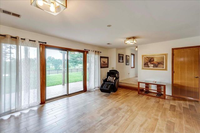 401 Shady Lane, Midway, KY 40347