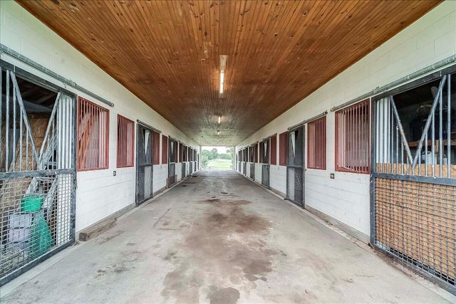 401 Shady Lane, Midway, KY 40347