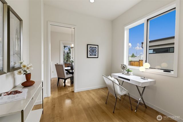 526 14th Avenue W, Kirkland, WA 98033