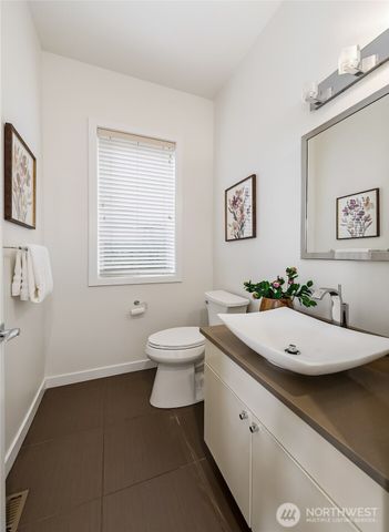 526 14th Avenue W, Kirkland, WA 98033