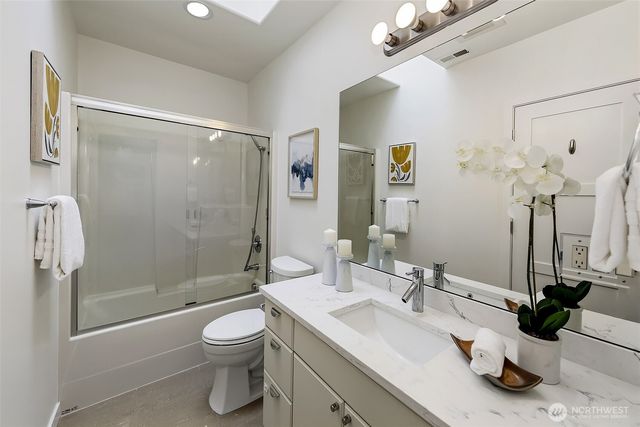 526 14th Avenue W, Kirkland, WA 98033