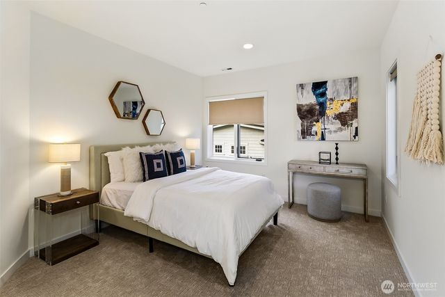 526 14th Avenue W, Kirkland, WA 98033