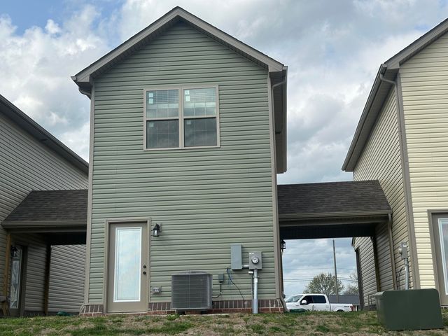 121 Harvest Park Trail, Berea, KY 40403