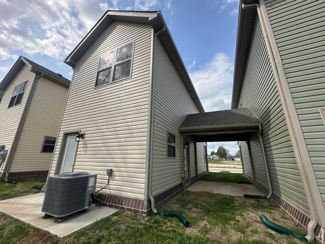 121 Harvest Park Trail, Berea, KY 40403