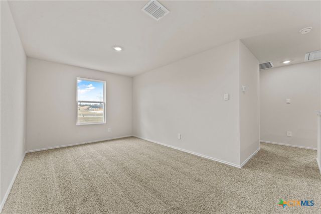 134 Langston Drive, Uhland, TX 78640
