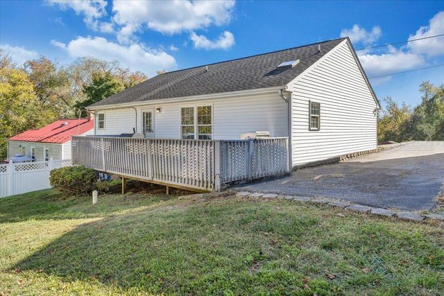 1146 Morehead AVE, Roanoke, VA 24013