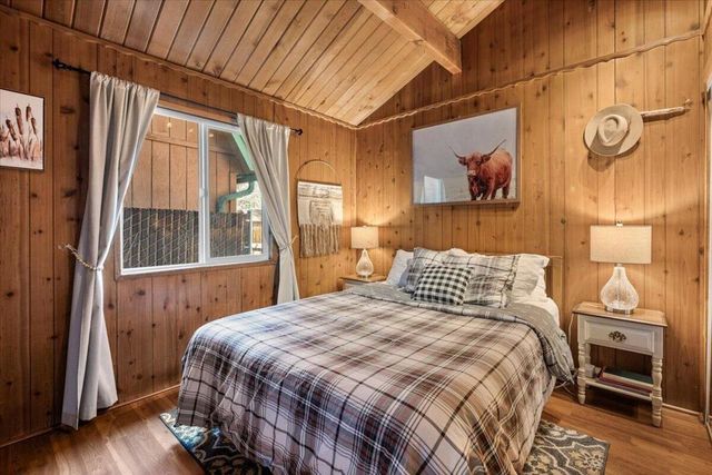 513 Elysian Boulevard, Big Bear, CA 92314