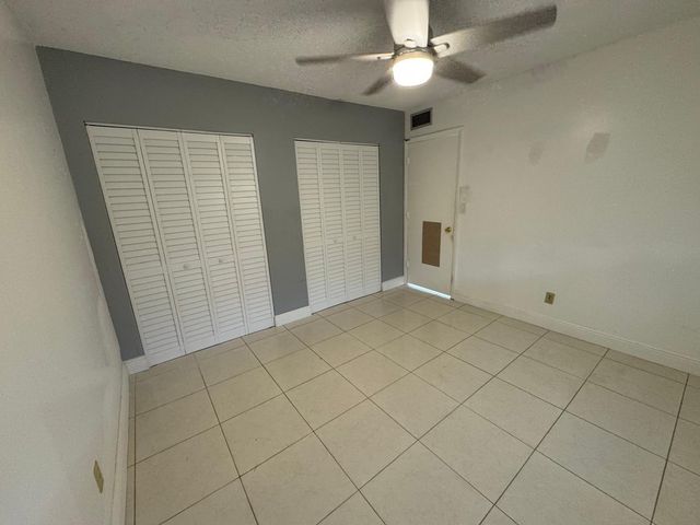 7797 Golf Circle Dr 304, Margate, FL 33063
