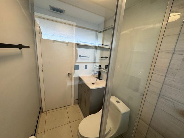 7797 Golf Circle Dr 304, Margate, FL 33063