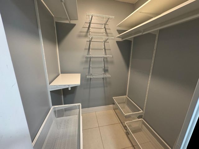 7797 Golf Circle Dr 304, Margate, FL 33063