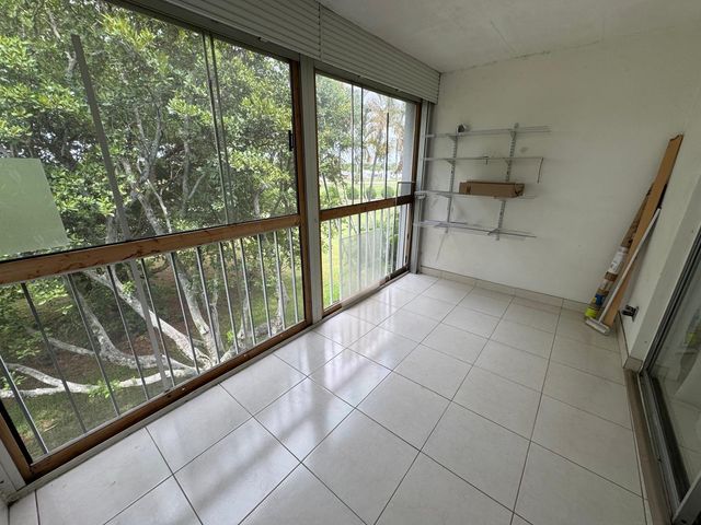 7797 Golf Circle Dr 304, Margate, FL 33063