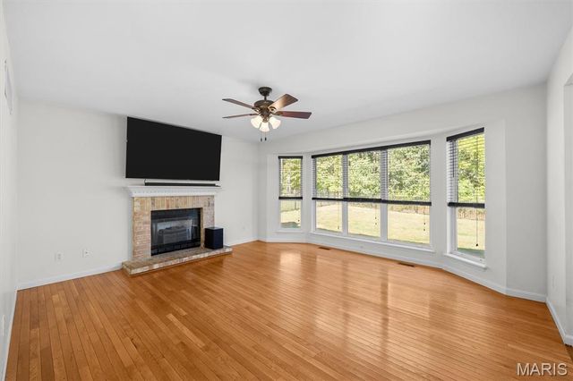 516 Highland View Drive, O'fallon, IL 62269