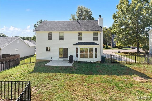 516 Highland View Drive, O'fallon, IL 62269