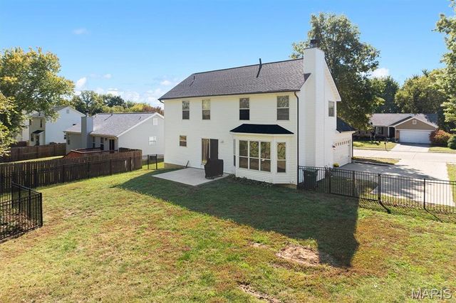516 Highland View Drive, O'fallon, IL 62269