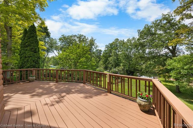 4583 Cornwell Lane, Whitmore Lake, MI 48189