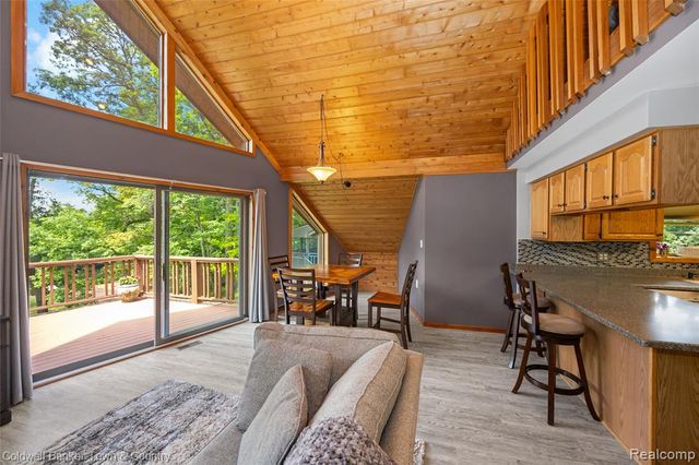 4583 Cornwell Lane, Whitmore Lake, MI 48189