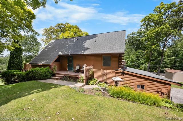 4583 Cornwell Lane, Whitmore Lake, MI 48189