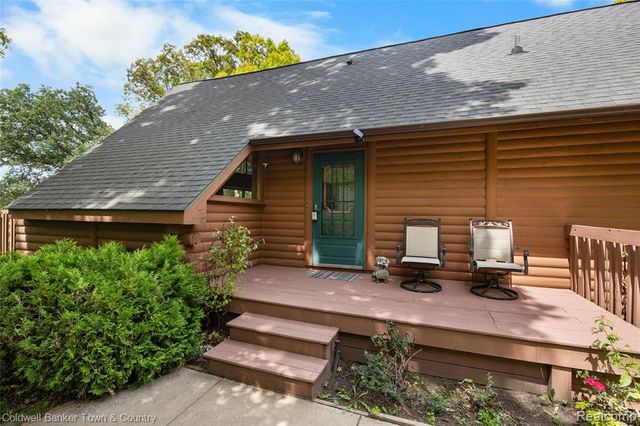 4583 Cornwell Lane, Whitmore Lake, MI 48189