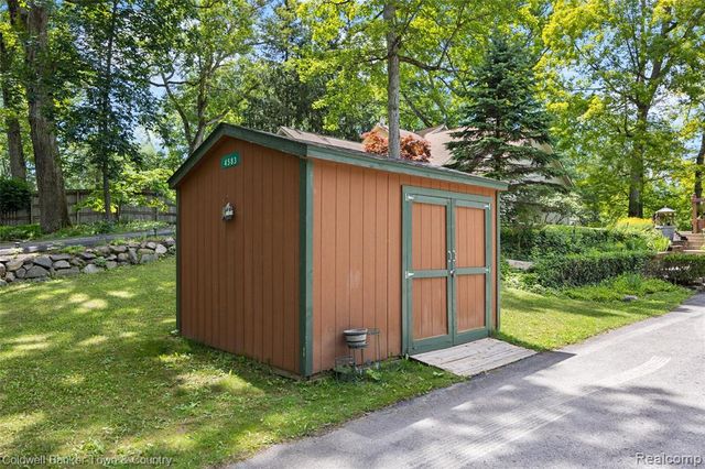 4583 Cornwell Lane, Whitmore Lake, MI 48189
