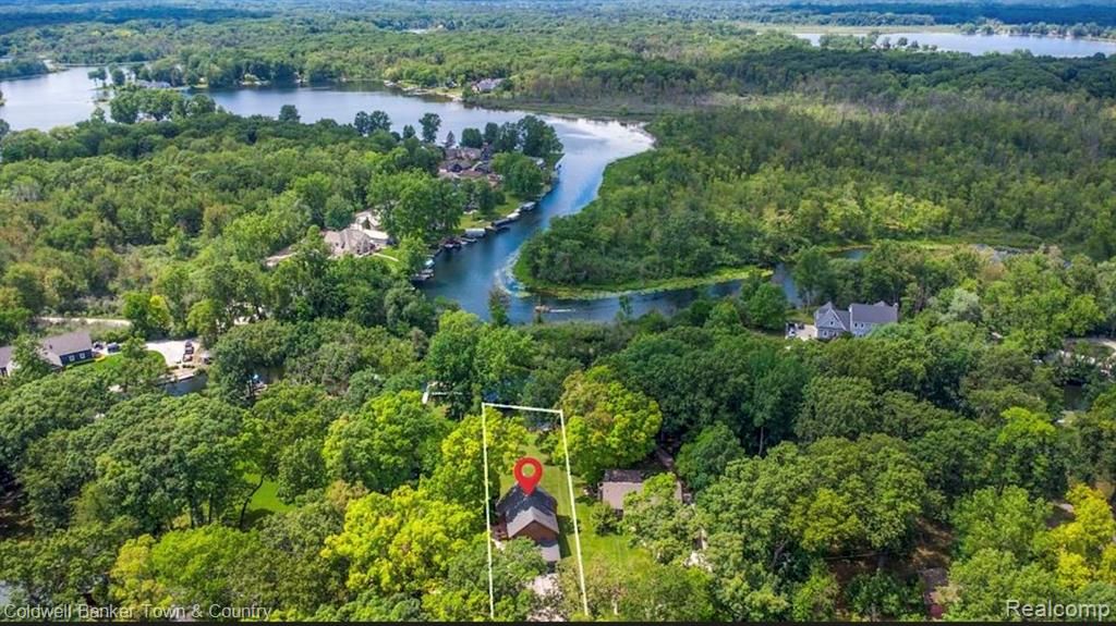 4583 Cornwell Lane, Whitmore Lake, MI 48189