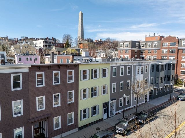 92 Bunker Hill St, Boston, MA 02129