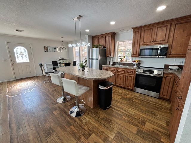 6001 FIVE ACRE ROAD, Plant City, FL 33565