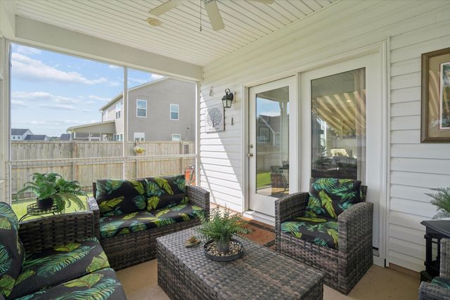 112 Clay Hill Loop, Ridgeville, SC 29472