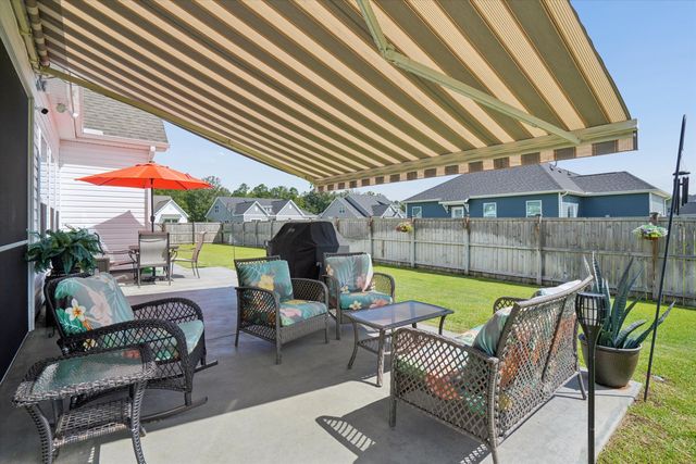112 Clay Hill Loop, Ridgeville, SC 29472