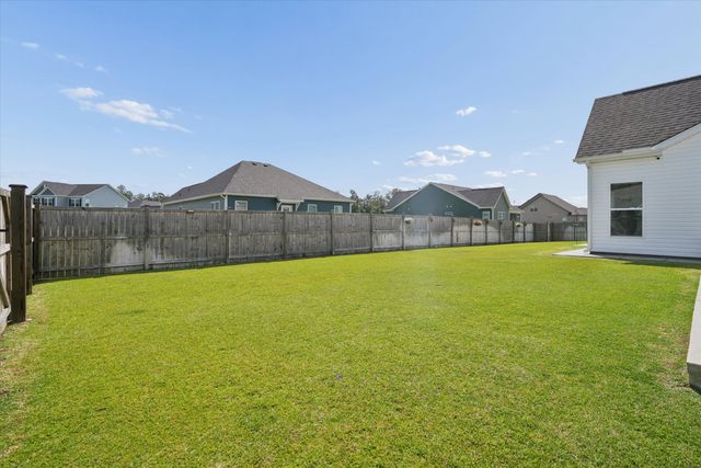 112 Clay Hill Loop, Ridgeville, SC 29472