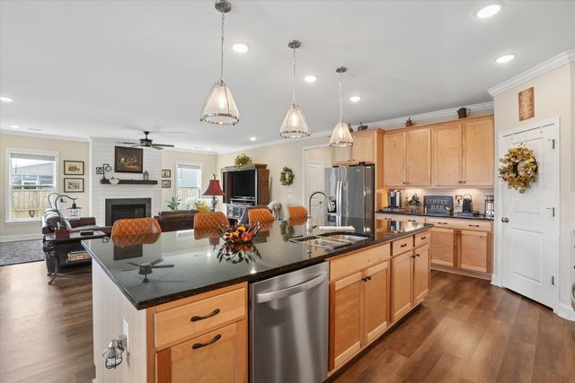 112 Clay Hill Loop, Ridgeville, SC 29472